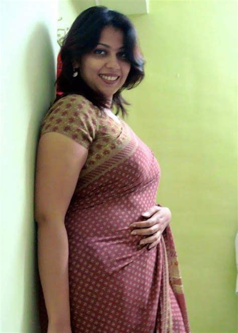 saree aunty nude photos|Sarees